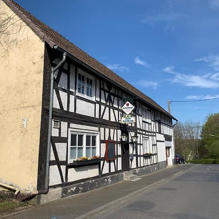 Landgasthof Zum Dorfkrug Schoneberg  Экстерьер фото
