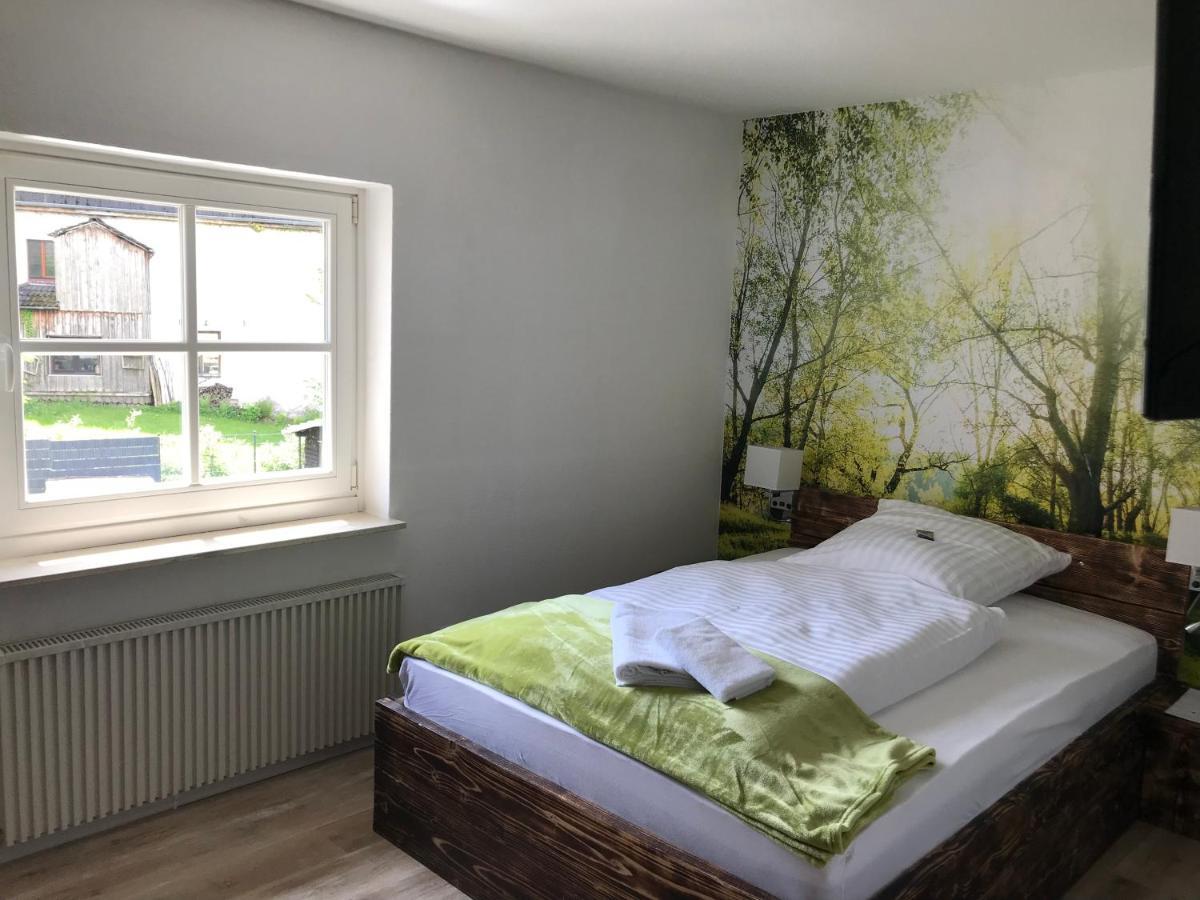 Landgasthof Zum Dorfkrug Schoneberg  Экстерьер фото