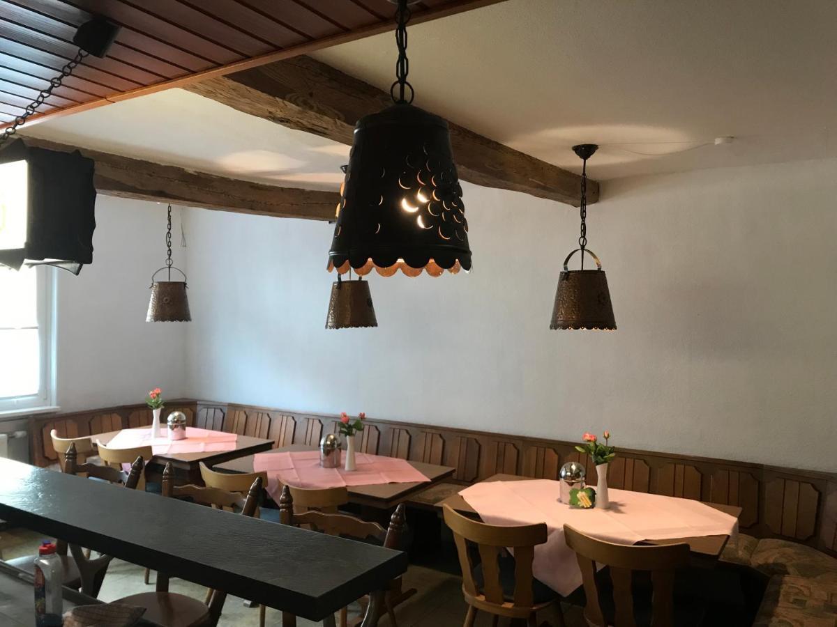 Landgasthof Zum Dorfkrug Schoneberg  Экстерьер фото