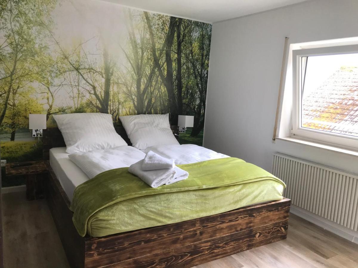 Landgasthof Zum Dorfkrug Schoneberg  Экстерьер фото