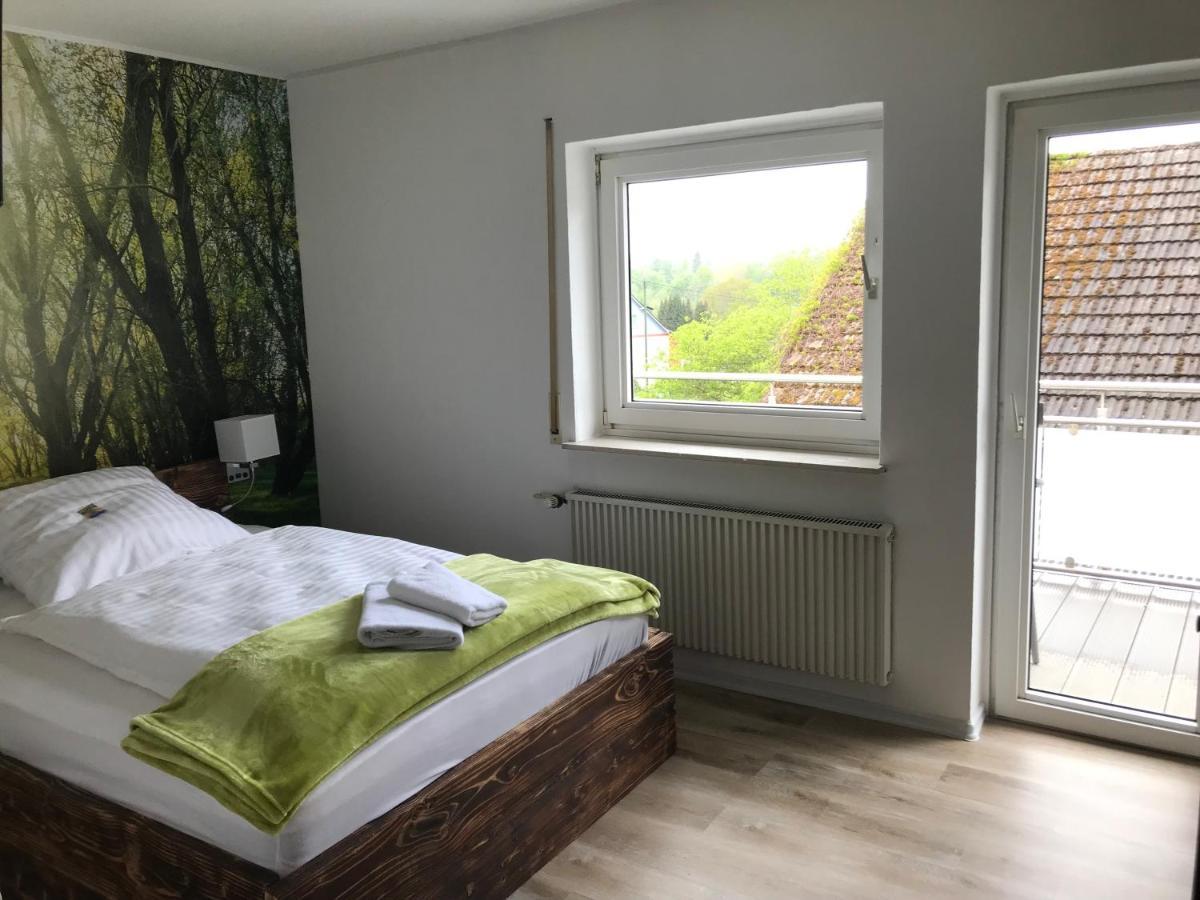 Landgasthof Zum Dorfkrug Schoneberg  Экстерьер фото